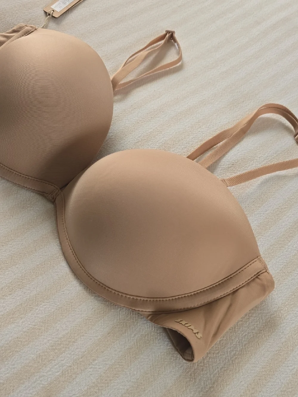 SKIMS Multi-way Bra Size:36D Clay - Picture 2 of 6